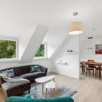 Appartement Aarper Boutique I Messe, Airport, Netflix & Forest Düsseldorf